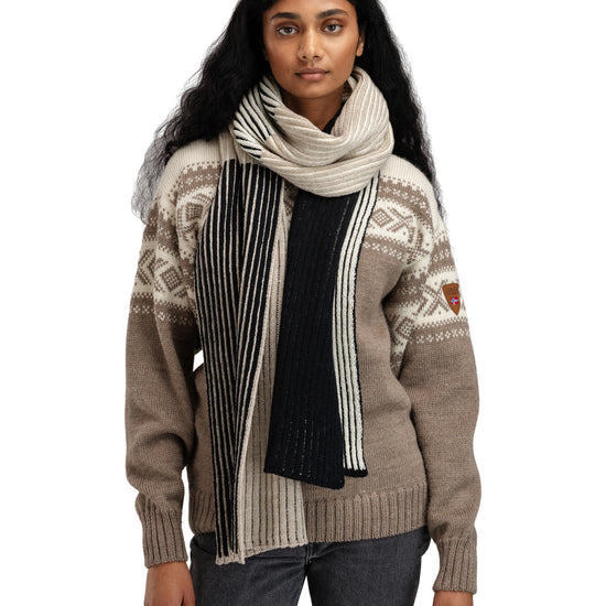 Dale Of Norway SKARSTIND SCARF Black Offwhite Sand Mel One size - PeakStyle