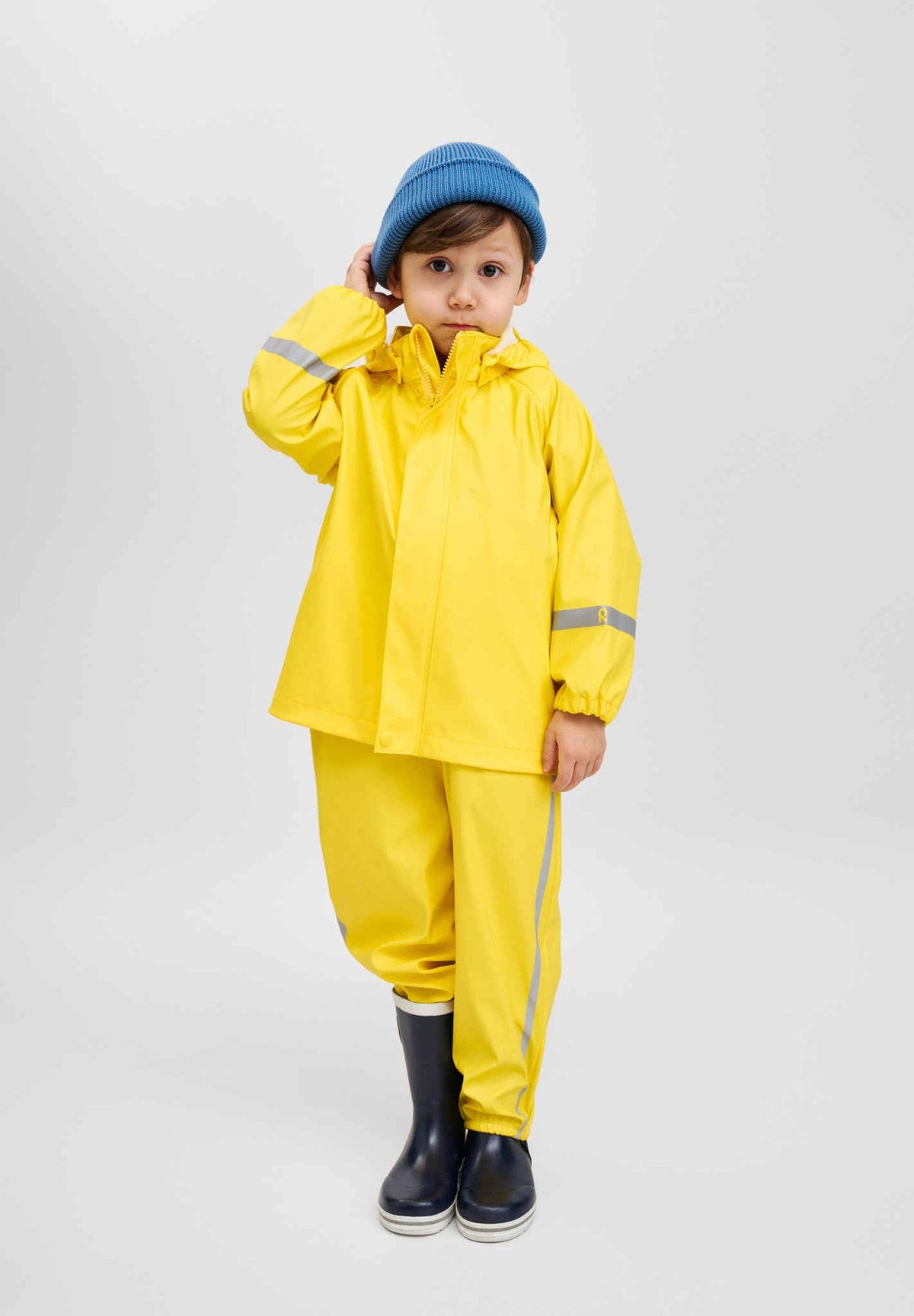 Reima Lampi Yellow – Photo en studio 2