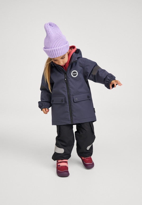 Chaqueta de entretiempo Reima Symppis ReimaTec para niños, color negro suave – Foto de estudio