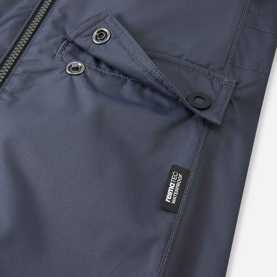 Mono de entretiempo para niños Reima Sevetti ReimaTec Soft Black – Detalles del producto: bolsillos