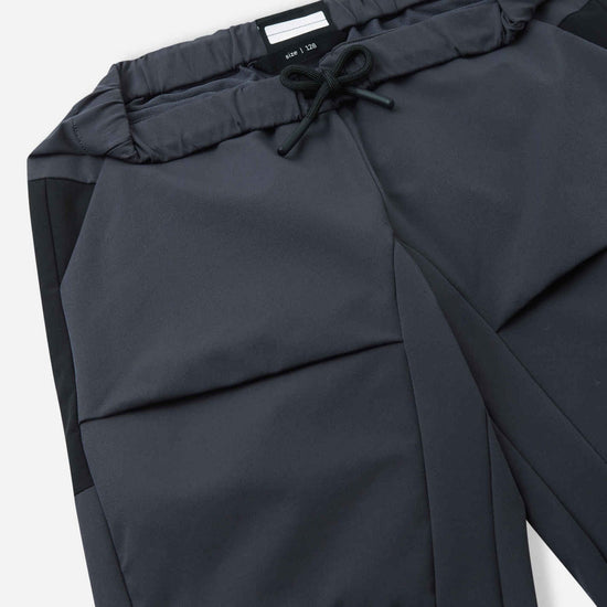 Reima Vaeltaa Soft Black – Packshot 4
