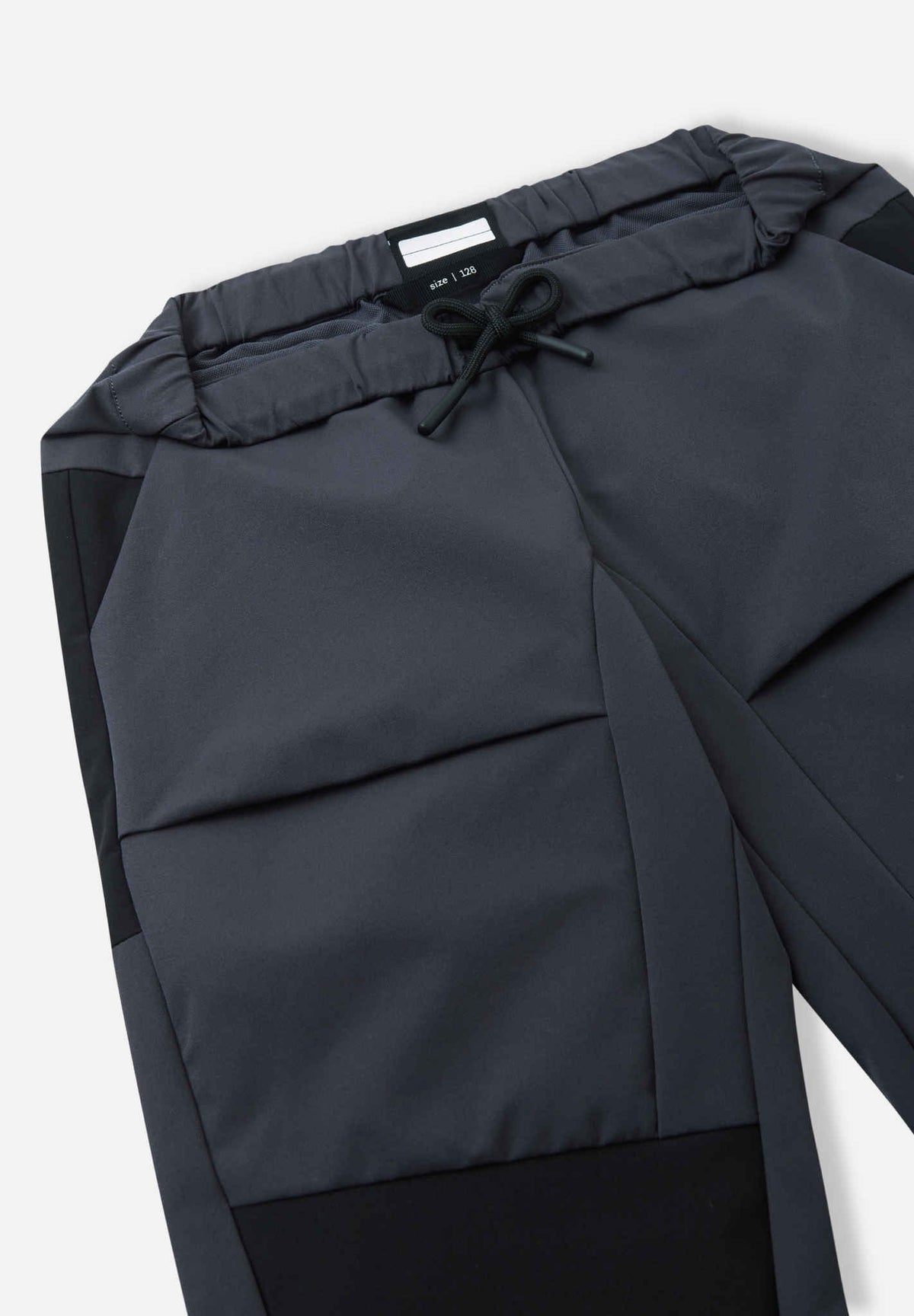 Reima Vaeltaa Soft Black – Packshot 4