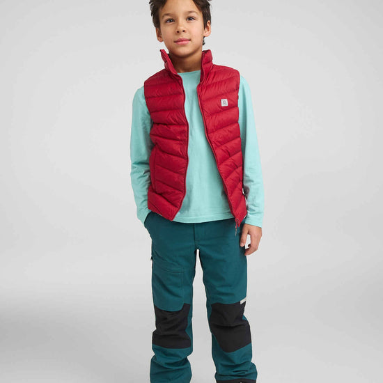 Reima Fiskari donsvest voor kinderen, kleur Cranberry – studiofoto