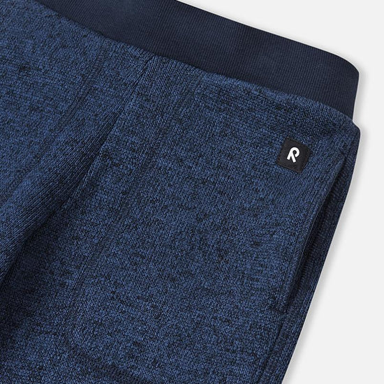 Pantalon polaire Reima Sangis pour enfants, style jean bleu – Vue détaillée du logo