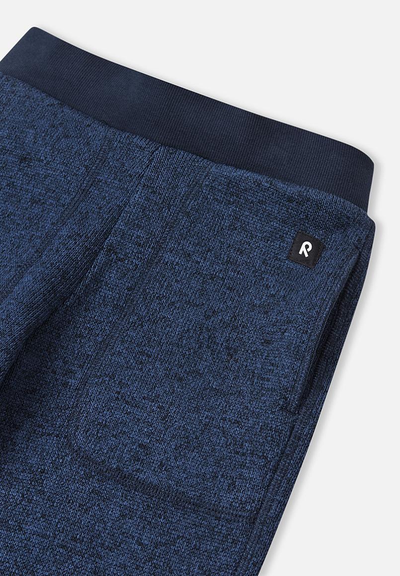Pantalon polaire Reima Sangis pour enfants, style jean bleu – Vue détaillée du logo