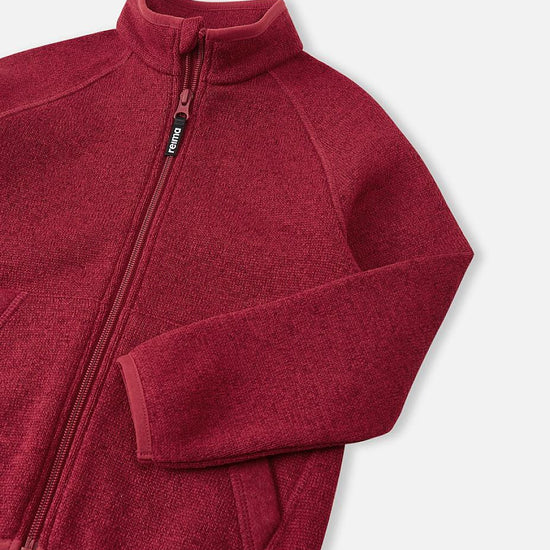 Veste polaire Reima Hopper pour enfants, couleur Cranberry : vue détaillée du col et des manches