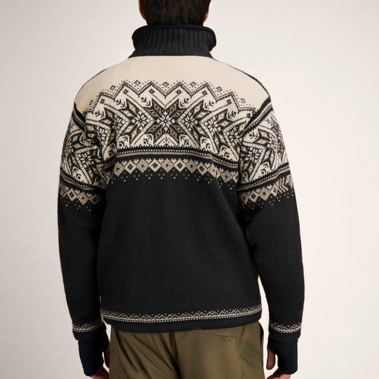Dale Of Noorwegen 93981 – P01 – Studio – Bron 93981_p01_vail_wp_masc_sweater--12.jpg