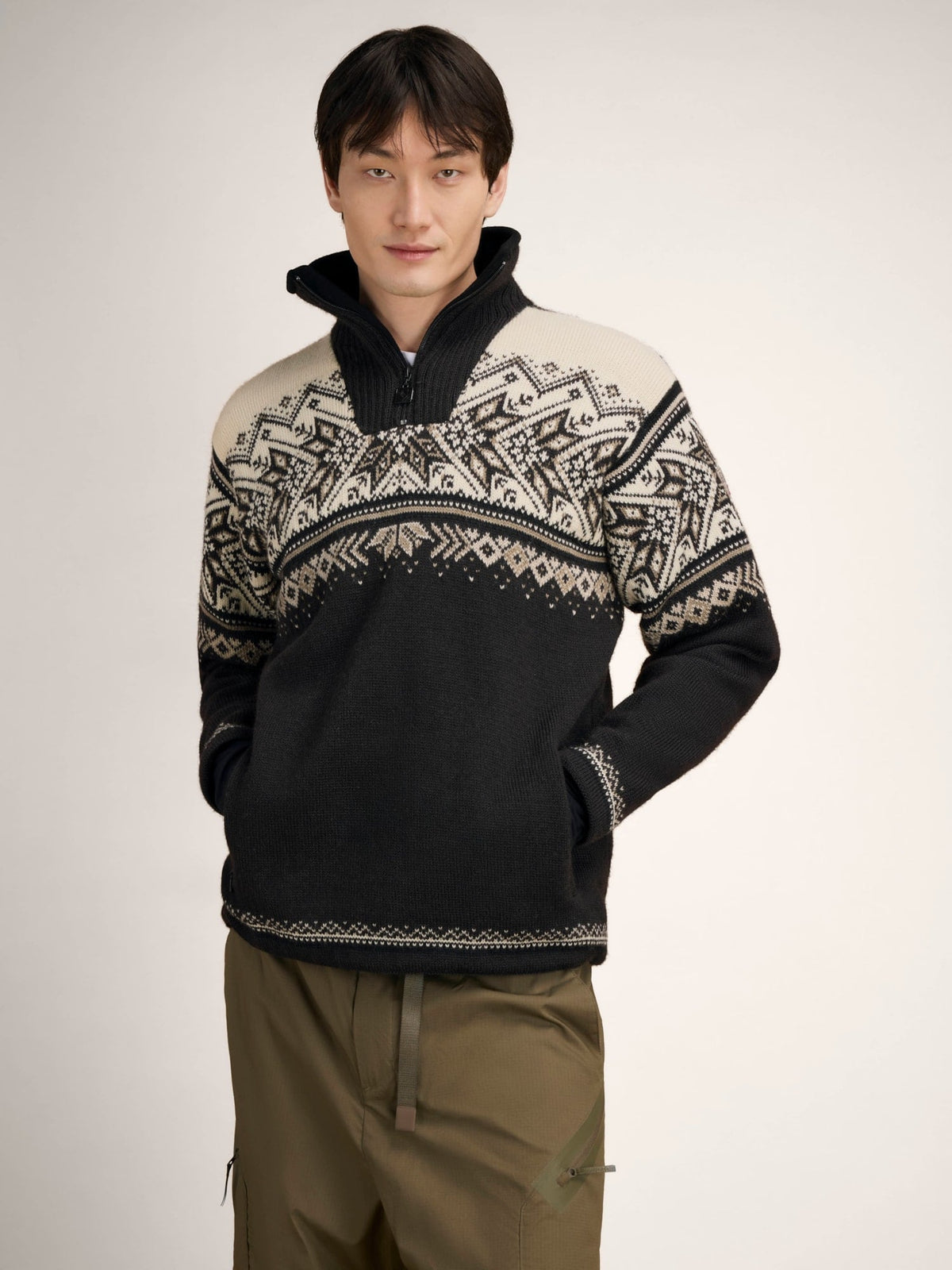 Dale Of Noorwegen 93981 – P01 – Studio – Bron 93981_p01_vail_wp_masc_sweater--7.jpg