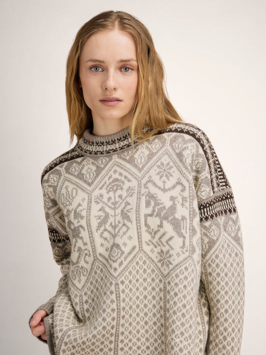 Dale of Norway 1994 Damen Wollpullover Vanilla Sugar - Natural White - Coffee – Studio Vorderansicht