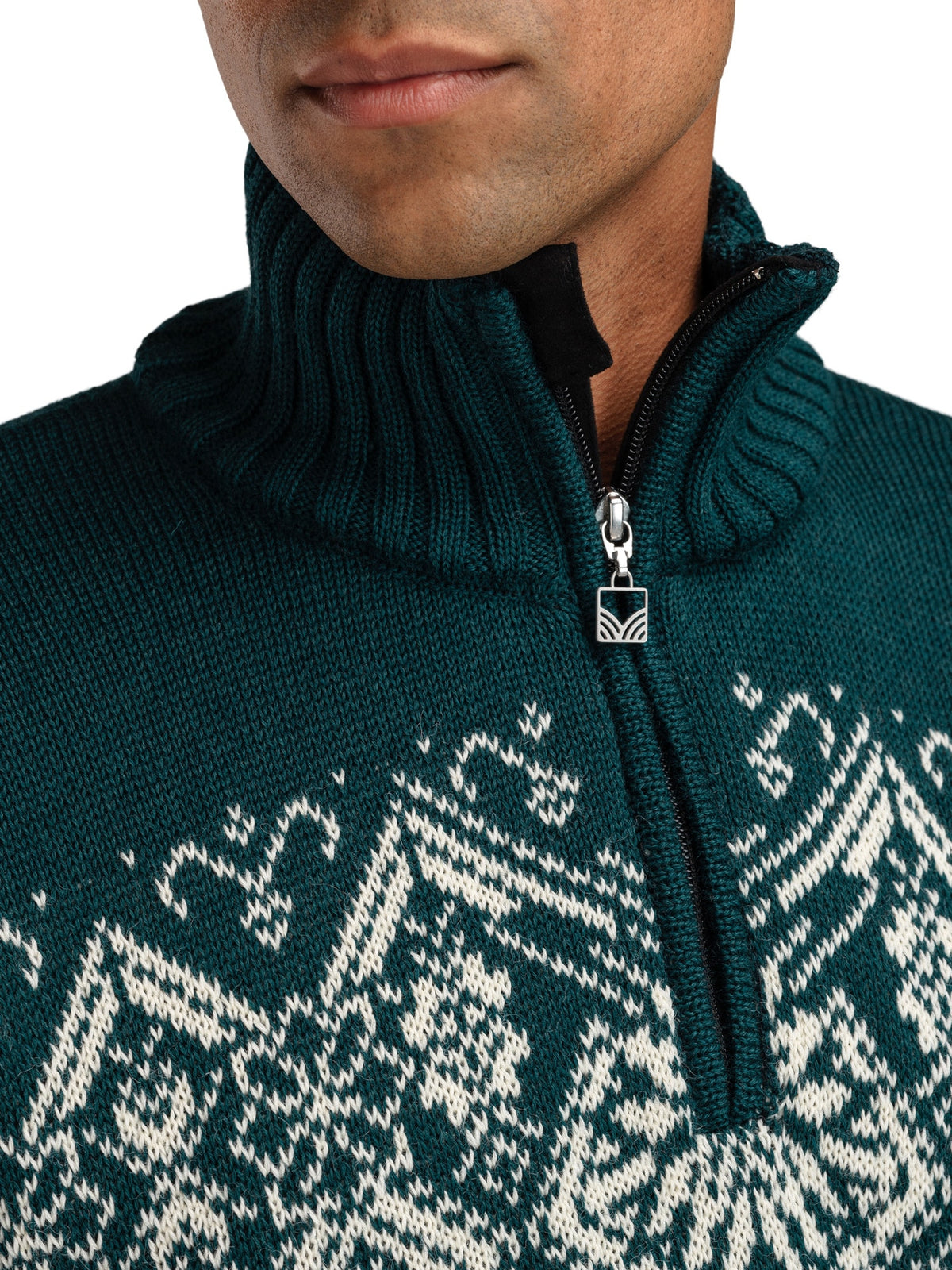 Dale Of Norway 96311 – N00 – Detail – Quelle 96311_n00_roset_wp_masc_sweater-883.jpg
