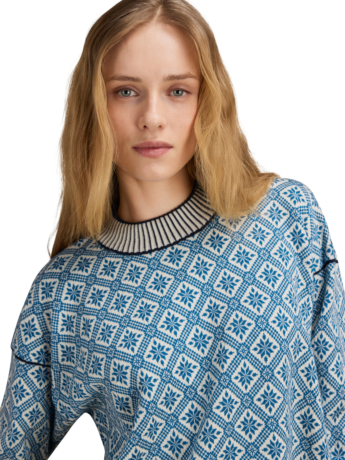 Dale Of Noorwegen LANGØY Dames – Arctisch Blauw – Gebroken wit – Studio – 96341_H00_LANGØY_FEM_SWEATER- 6