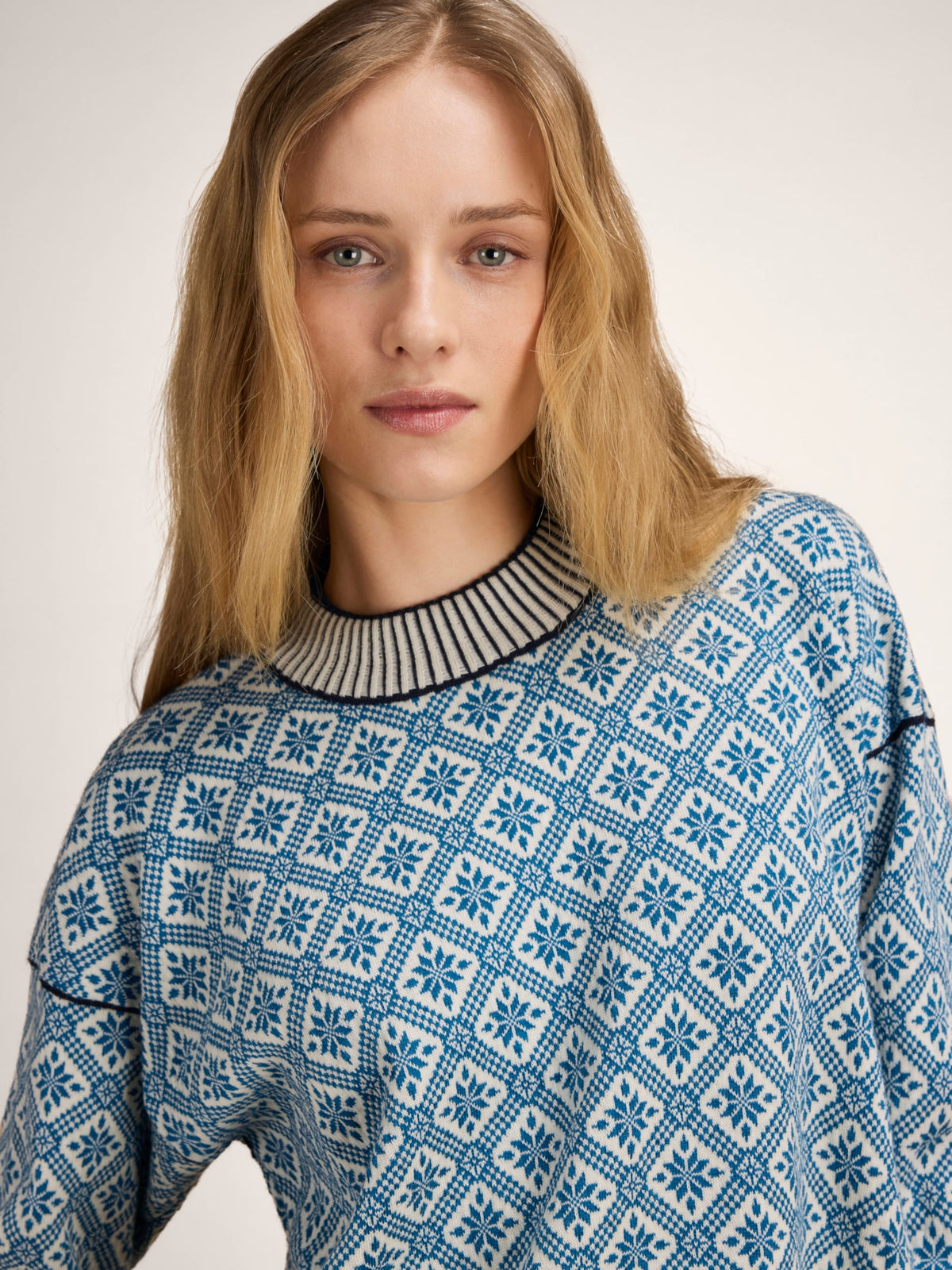 Dale Of Norway LANGØY Merino-Pullover Damen Arctic Blue - Offwhite Detail