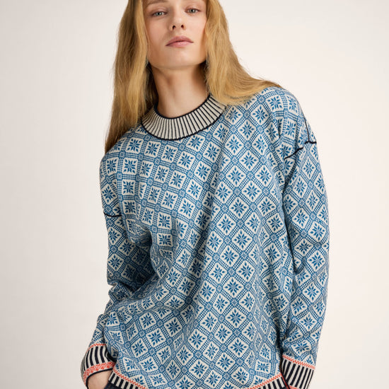 Dale Of Norway LANGØY Merino-Pullover Damen Arctic Blue - Offwhite Studio Vorderansicht