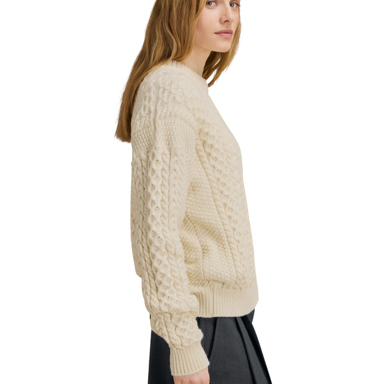 Dale Of Norway STALHEIM Damen – Natural White – Studio – 96461_M00_STALHEIM_FEM_SWEATER- 17