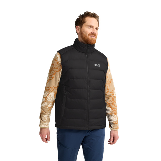 Jack Wolfskin WILD PASS DOWN VEST M RDS Herren Daunenweste Black – Studioaufnahme Vorderansicht
