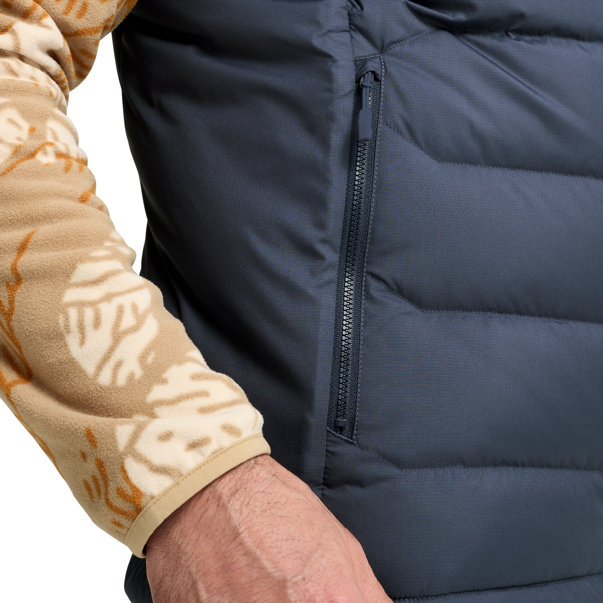 Jack Wolfskin WILD PASS DOWN VEST M RDS Herren Daunenweste Midnight Sky – Detailansicht