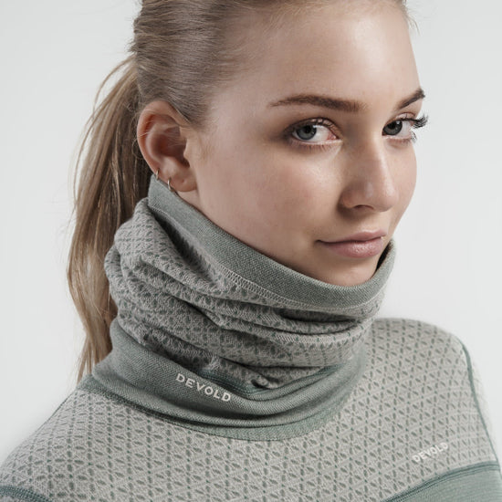 Devold KVITEGGA MERINO 230 HEADOVER