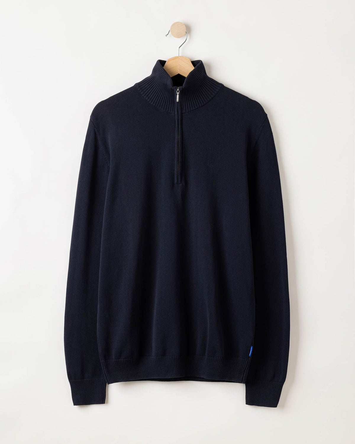 Holger T-neck – Navy – Packshot