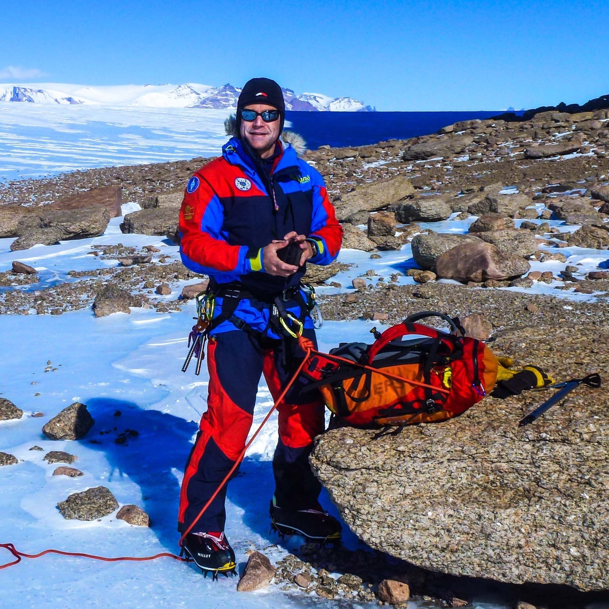 Bergans ARCTIC EXPEDITION JACKET - Rain jackets at PeakStyle
