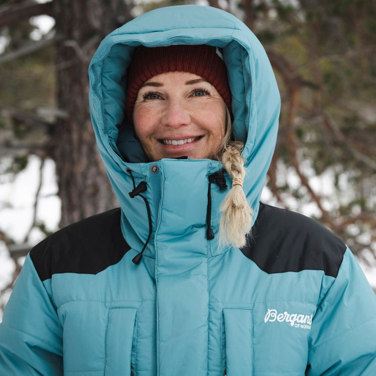 Bergans EXPEDITION DOWN PARKA - Down jackets at PeakStyle
