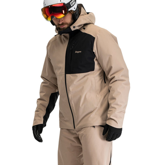 Bergans M OPPDAL INSULATED SHELL JACKET - Jackets at PeakStyle
