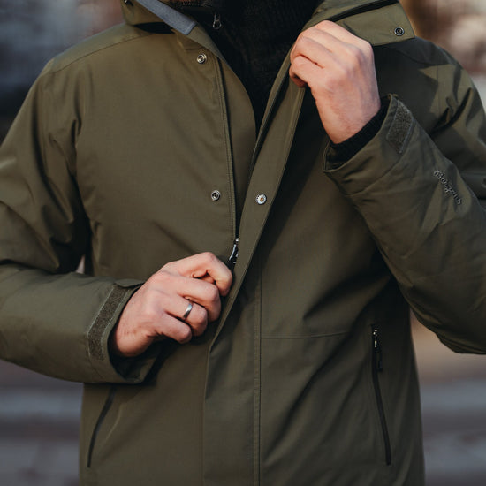 Bergans M URBAN INSULATED SHELL COAT - Coats & Parkas at PeakStyle