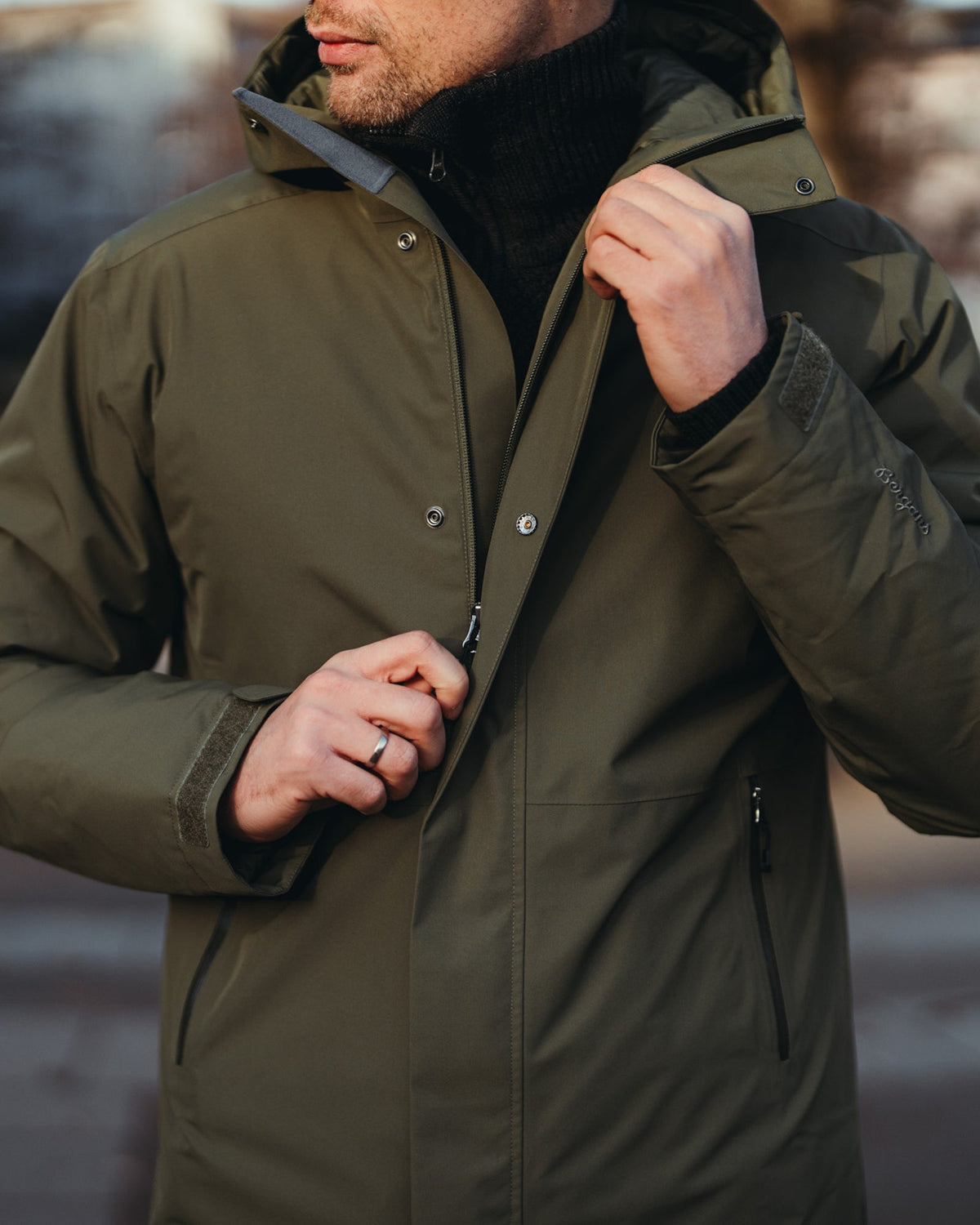 Bergans M URBAN INSULATED SHELL COAT - Coats & Parkas at PeakStyle
