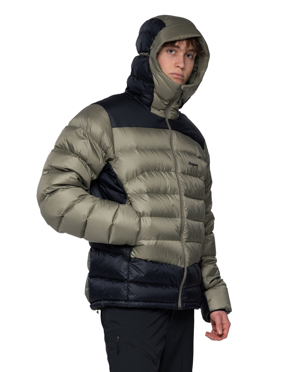 Bergans M VAAGAA ALLROUND DOWN JACKET - Insulated jackets at PeakStyle