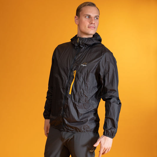 Bergans M Y LIGHTLINE PURE WINDBREAKER JACKET - Windbreakers at PeakStyle