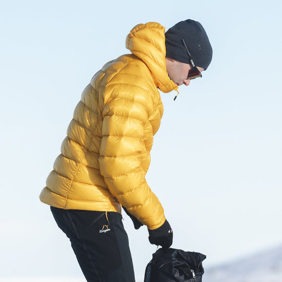 Bergans M Y LIGHTLINE WEIGHTLESS DOWN JACKET HOOD - Down jackets at PeakStyle