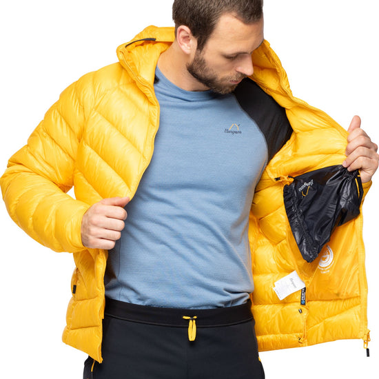 Bergans M Y LIGHTLINE WEIGHTLESS DOWN JACKET HOOD - Down jackets at PeakStyle