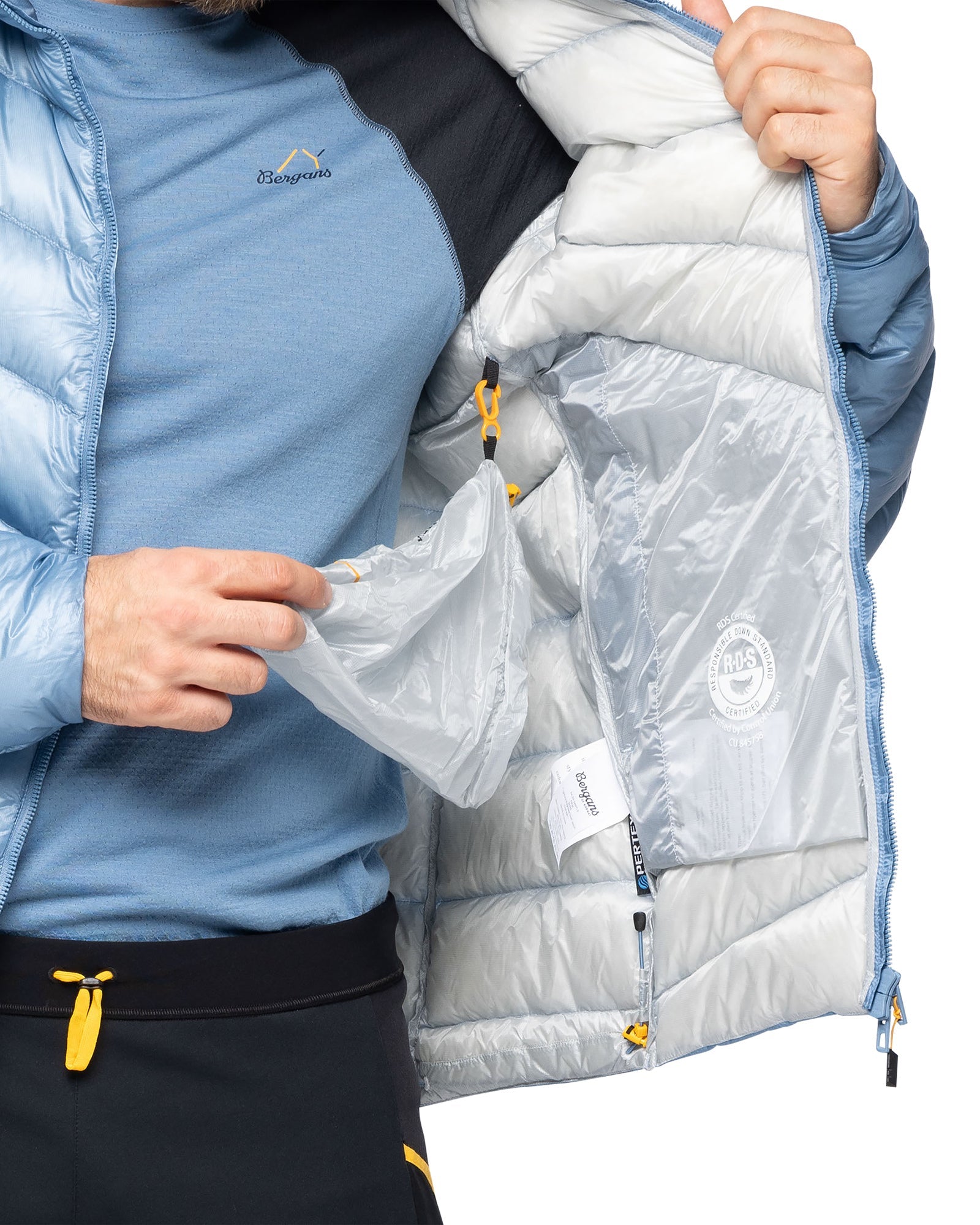 Bergans M Y LIGHTLINE WEIGHTLESS DOWN JACKET HOOD - Down jackets at PeakStyle