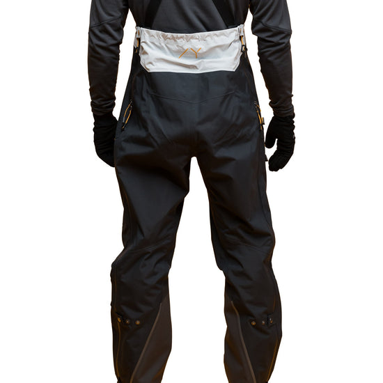 Bergans M Y MOUNTAINLINE BOLD 3L SHELL BIB PANTS - Winter sports pants at PeakStyle