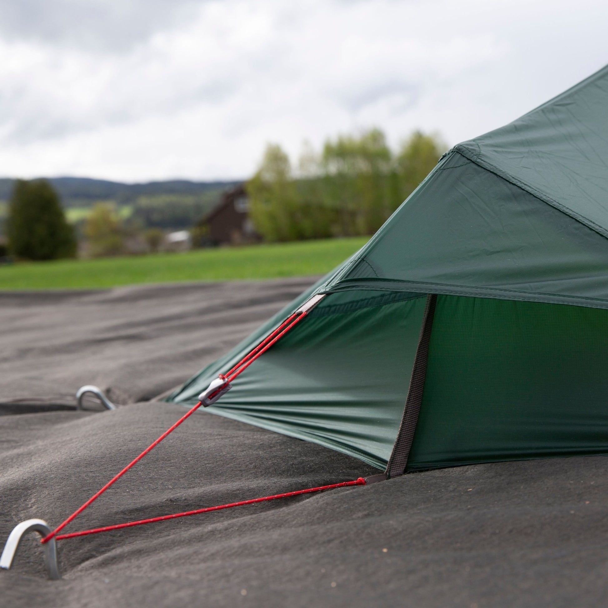 Bergans SUPER LIGHT TUNNEL 1 - PERS TENT - Tents at PeakStyle
