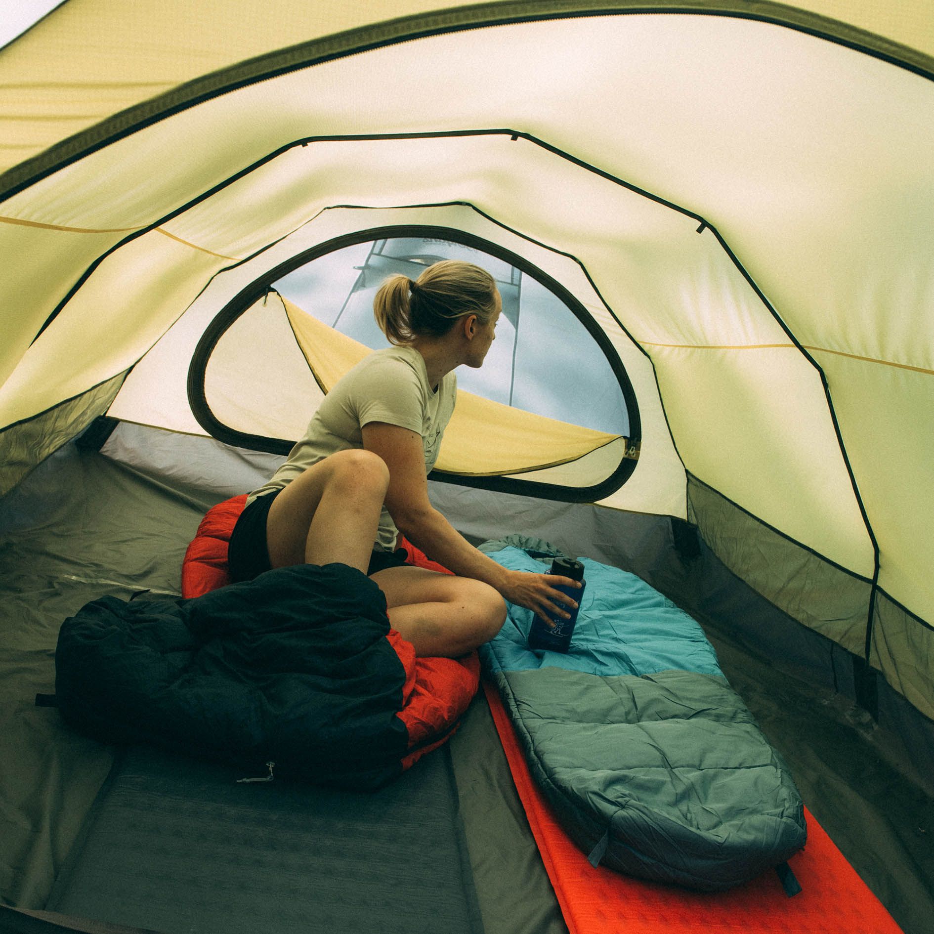 Bergans TROLLHETTA TUNNEL 3 - PERS TENT - Tents at PeakStyle
