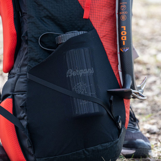 Bergans W HELIUM V5 W 40 - Hip bags at PeakStyle