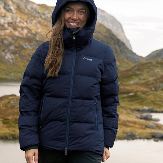 Bergans W LAVA WARM DOWN JACKET W/HOOD - Down jackets at PeakStyle