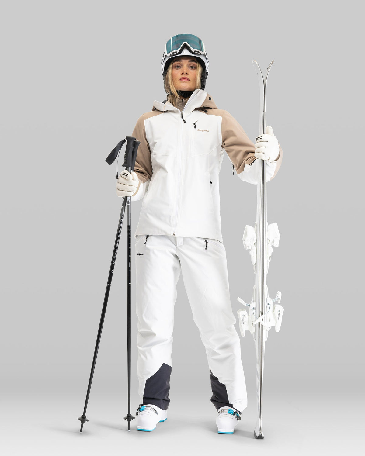 Bergans W OPPDAL INSULATED SHELL JACKET - Jackets at PeakStyle