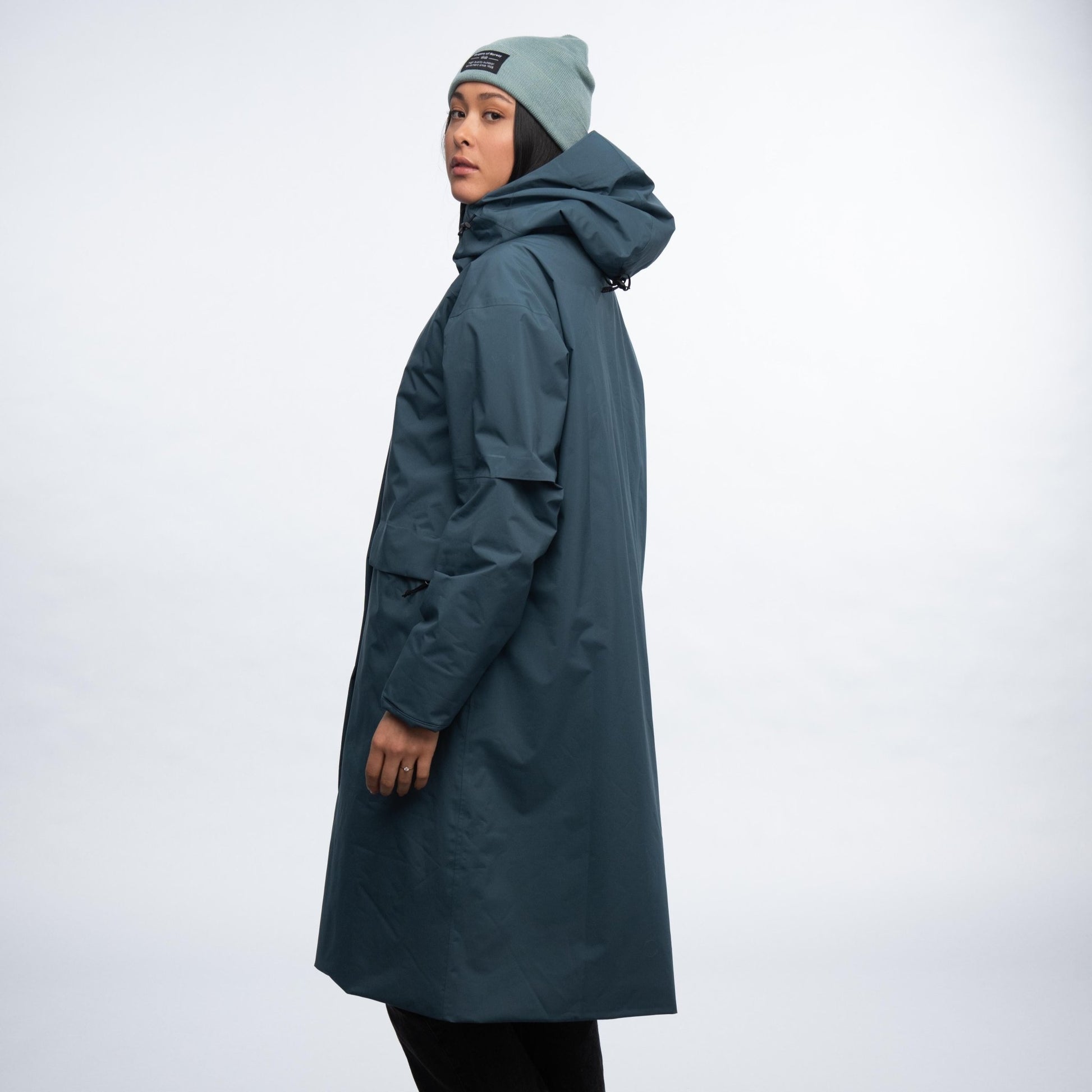 Bergans W OSLO URBAN INSULATED W PARKA - Helmets at PeakStyle