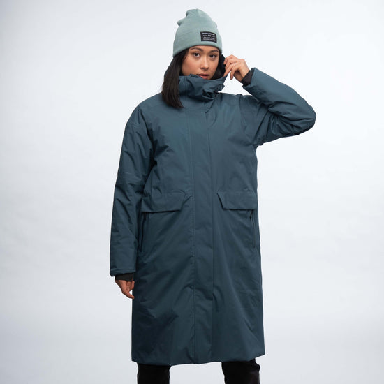 Bergans W OSLO URBAN INSULATED W PARKA - Helmets at PeakStyle