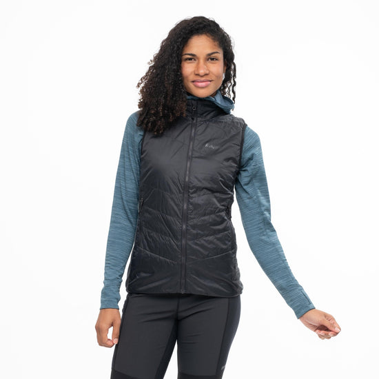 Bergans W RABOT INSULATED HYBRID VEST - Midlayer at PeakStyle