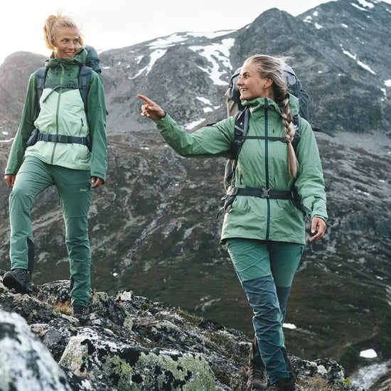 Bergans W RABOT SOFTSHELL PANTS - Long pants at PeakStyle