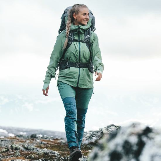 Bergans W RABOT SOFTSHELL PANTS - Long pants at PeakStyle