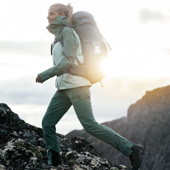 Bergans W RABOT SOFTSHELL PANTS - Long pants at PeakStyle