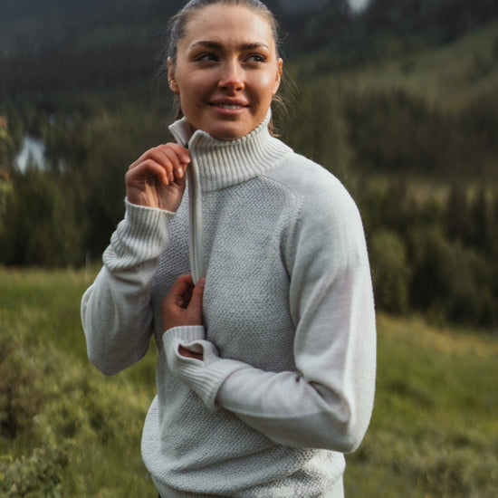 Bergans W ULRIKEN LIGHT MERINO JUMPER - Midlayer at PeakStyle