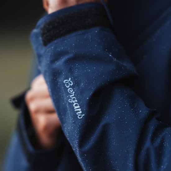 Bergans W URBAN 2L SHELL COAT - Coats & Parkas at PeakStyle