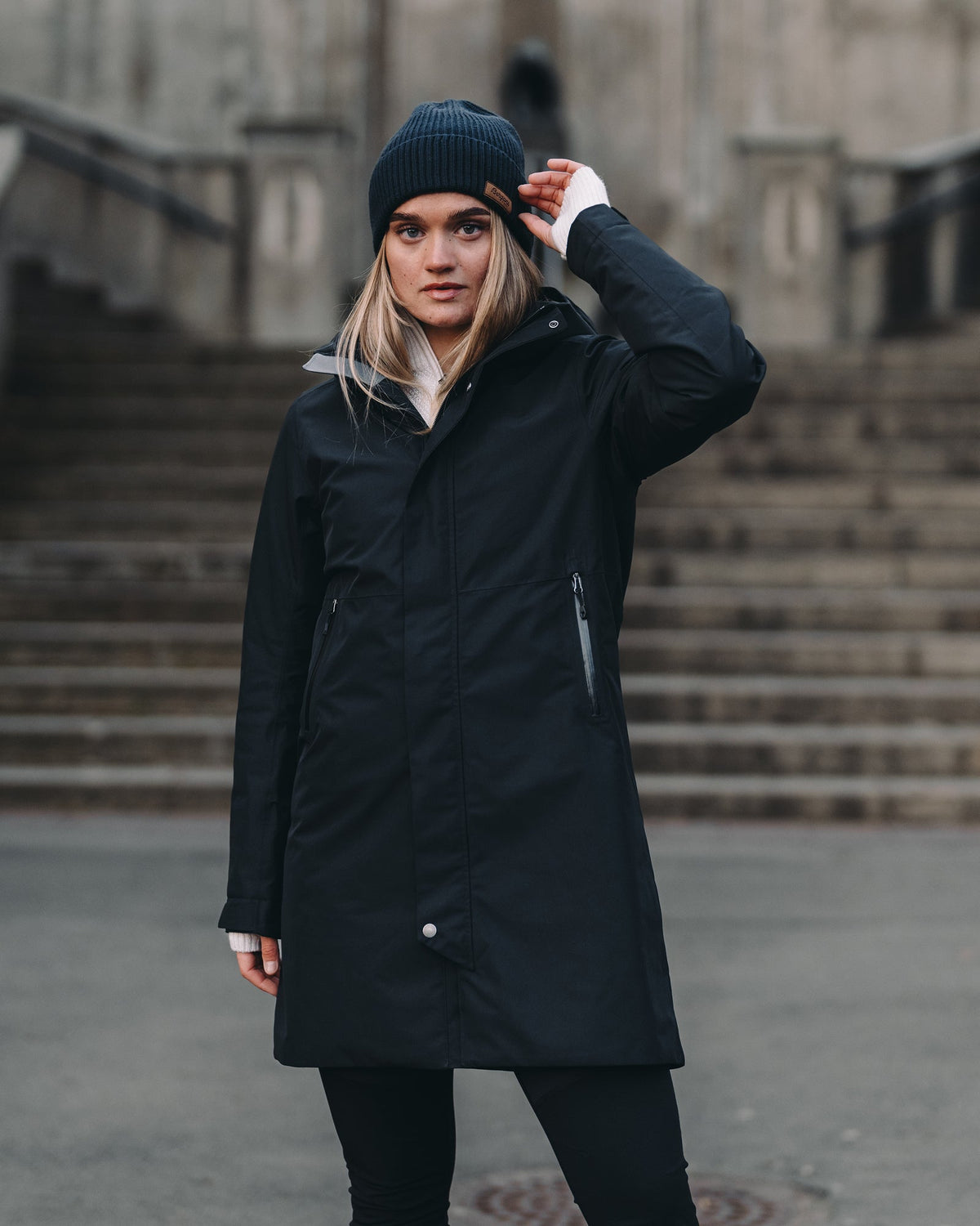 Bergans W URBAN INSULATED SHELL COAT - Coats & Parkas at PeakStyle