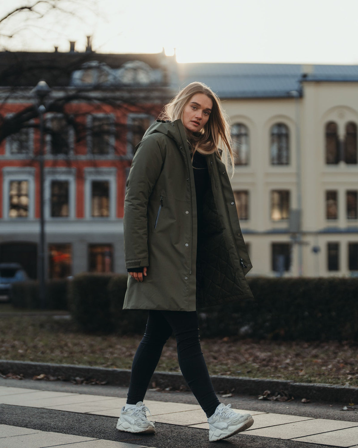 Bergans W URBAN INSULATED SHELL COAT - Coats & Parkas at PeakStyle