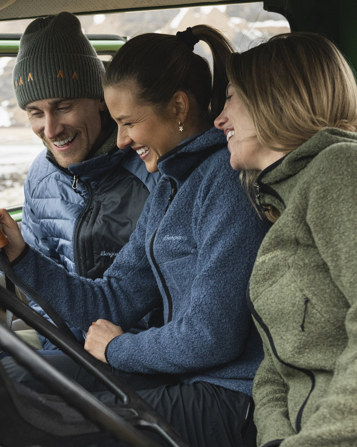Bergans W VAAGAA MERINO TERRY MIDLAYER HOODIE - Midlayer at PeakStyle
