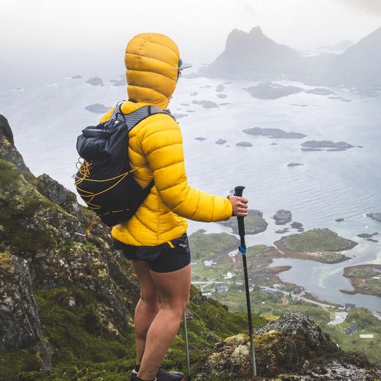 Bergans W Y LIGHTLINE WEIGHTLESS DOWN JACKET HOOD - Down jackets at PeakStyle